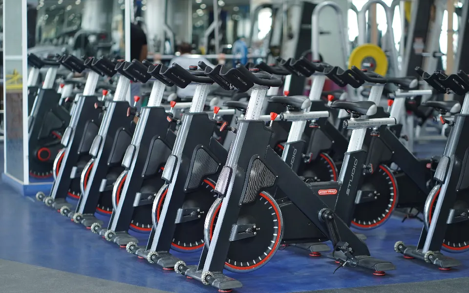 Elevate Your Gym Experience: Exploring the Latest Fitness Tech and Gadgets for Better Results